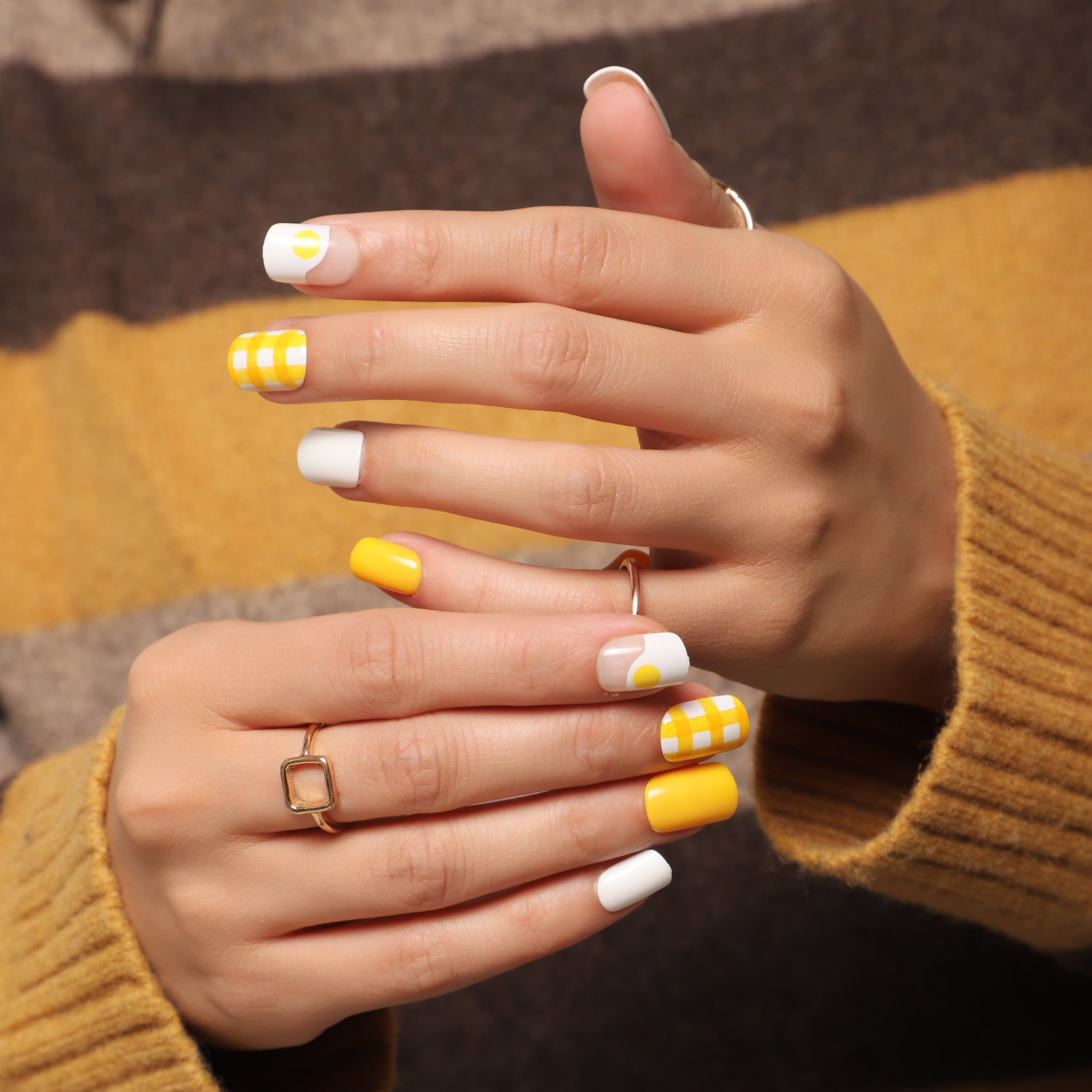 Neon Nails Are The Spring Fling That's Manifesting Sunshine | Glamour UK